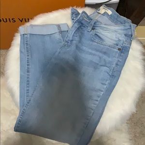 Forever 21 light wash denim capris
